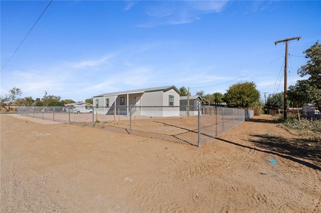 2800 E Snavely Avenue, Kingman, AZ 86409