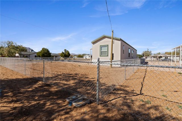 2800 E Snavely Avenue, Kingman, AZ 86409