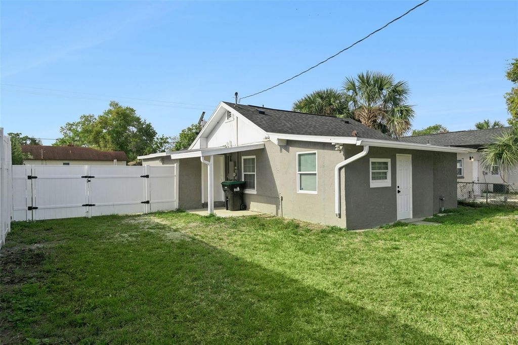 Image 27 of property listing at 5419 OLD CHENEY HIGHWAY, Orlando, FL 32807
