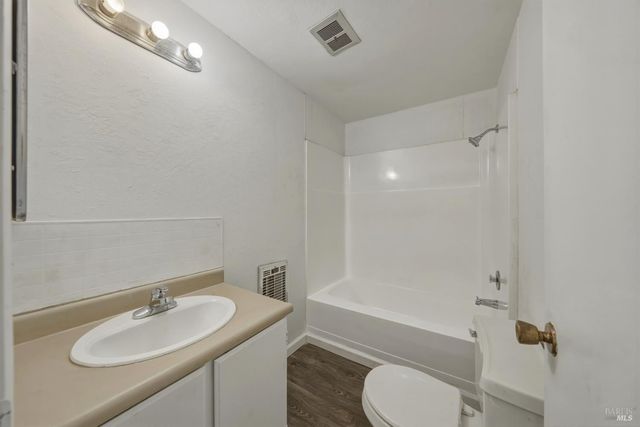 4718 Hawaina Way, Kelseyville, CA 95451