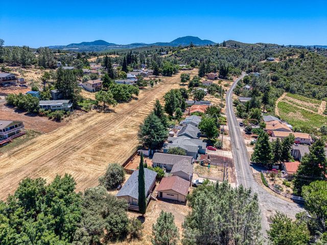 4718 Hawaina Way, Kelseyville, CA 95451