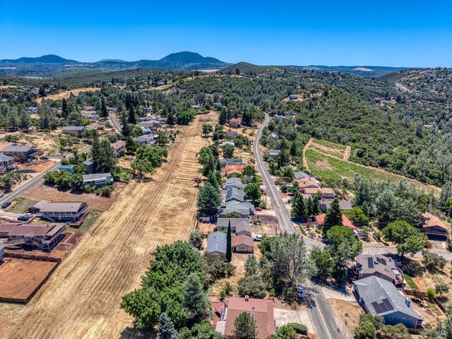 4718 Hawaina Way, Kelseyville, CA 95451