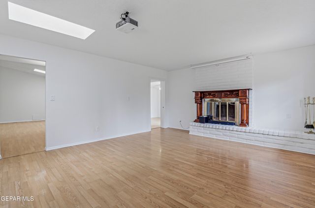 1501 JERRY PATE Place, El Paso, TX 79935
