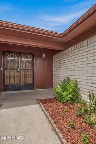 1501 JERRY PATE Place, El Paso, TX 79935