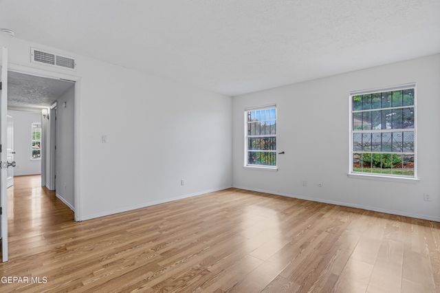 1501 JERRY PATE Place, El Paso, TX 79935