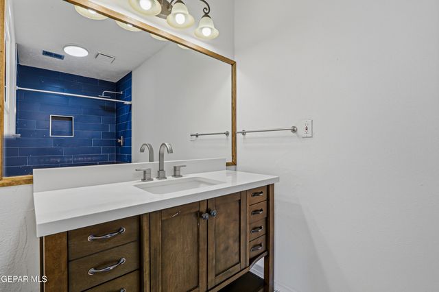 1501 JERRY PATE Place, El Paso, TX 79935