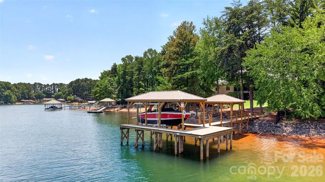166 Balmoral Drive, Mooresville, NC 28117