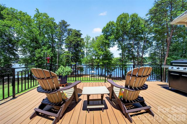 166 Balmoral Drive, Mooresville, NC 28117
