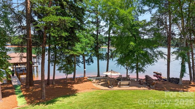 166 Balmoral Drive, Mooresville, NC 28117