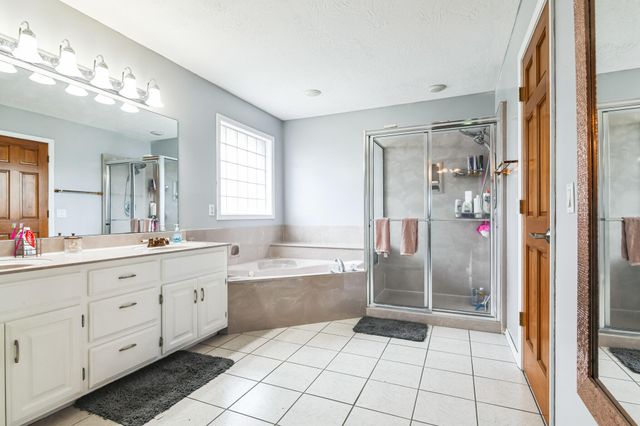 1888 South High Ridge, Nixa, MO 65714