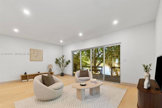 1905 NW 62nd Ter, Margate, FL 33063