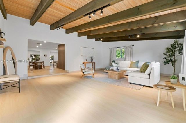 1905 NW 62nd Ter, Margate, FL 33063