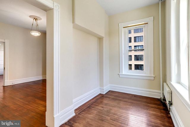 1633 16TH ST NW, Washington, DC 20009