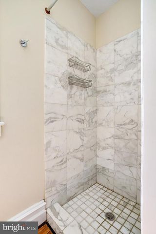 1633 16TH ST NW, Washington, DC 20009