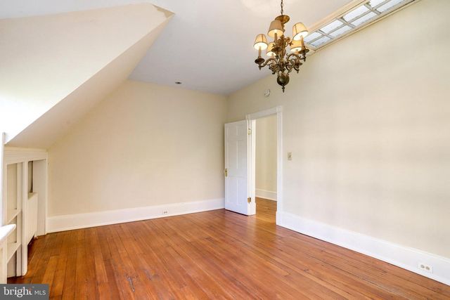 1633 16TH ST NW, Washington, DC 20009