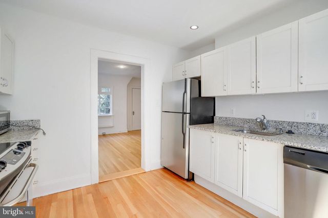 1633 16TH ST NW, Washington, DC 20009