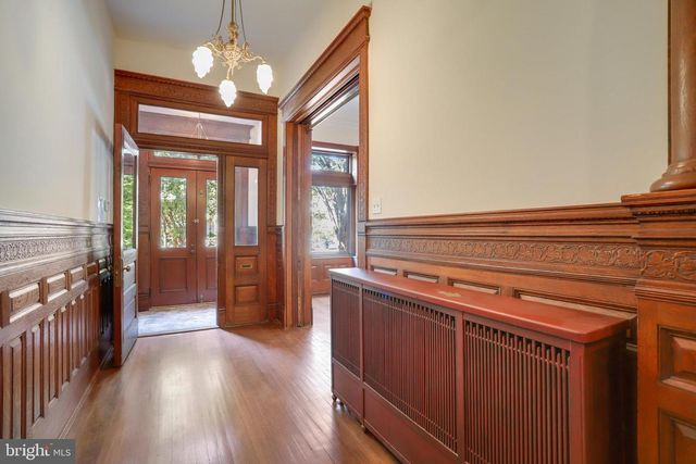 1633 16TH ST NW, Washington, DC 20009