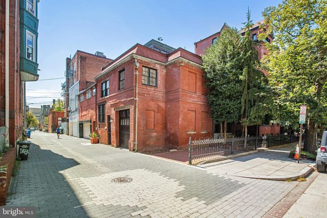 1633 16TH ST NW, Washington, DC 20009