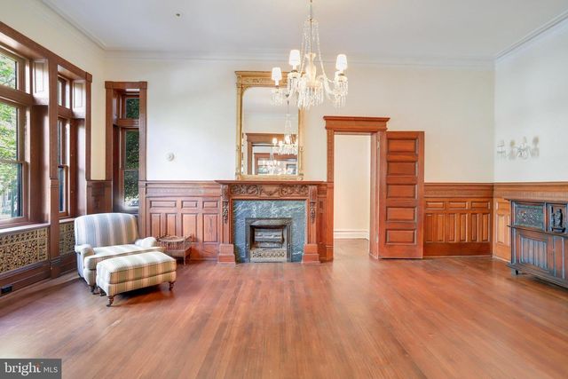 1633 16TH ST NW, Washington, DC 20009