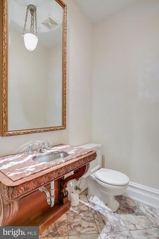 1633 16TH ST NW, Washington, DC 20009