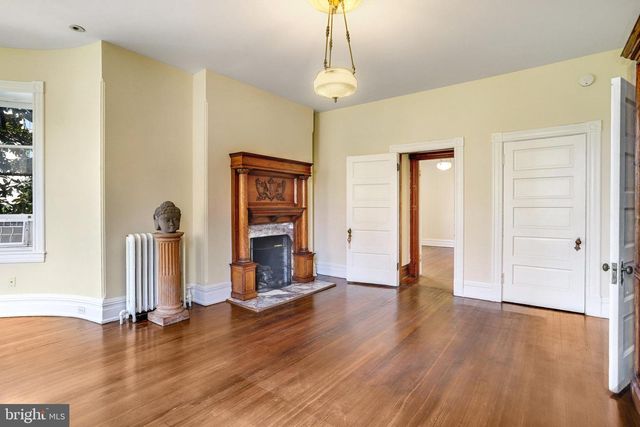 1633 16TH ST NW, Washington, DC 20009