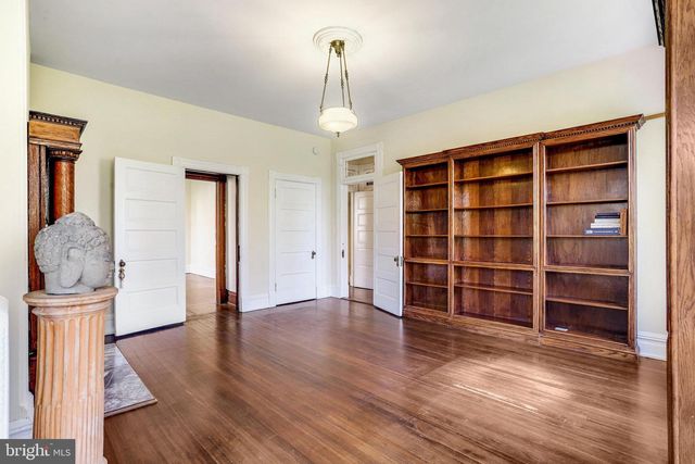 1633 16TH ST NW, Washington, DC 20009