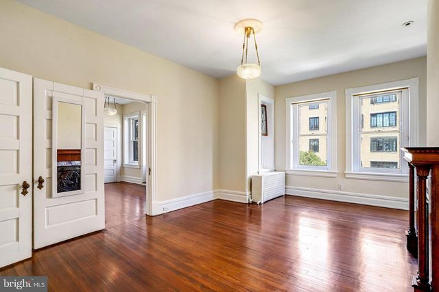 1633 16TH ST NW, Washington, DC 20009