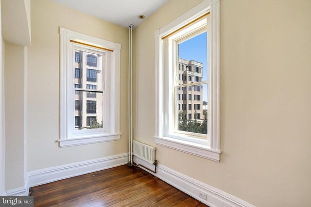 1633 16TH ST NW, Washington, DC 20009