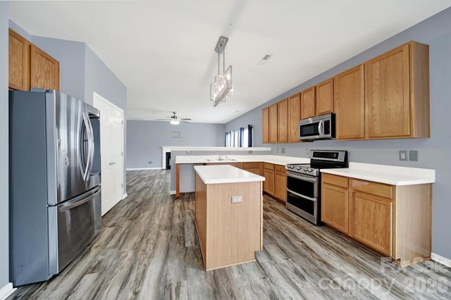 898 Coach House Court, Rock Hill, SC 29730