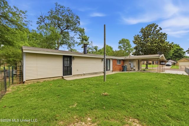 2010 Colonial Hills Drive, Southaven, MS 38671