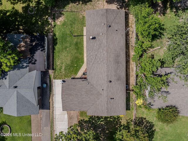 2010 Colonial Hills Drive, Southaven, MS 38671