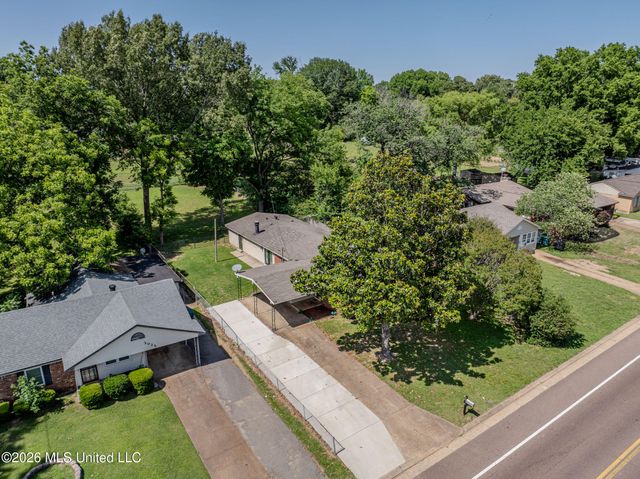2010 Colonial Hills Drive, Southaven, MS 38671