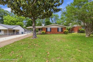 2010 Colonial Hills Drive, Southaven, MS 38671