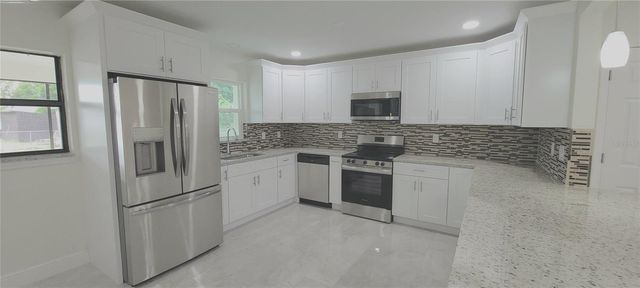 2804 4TH STREET E, Bradenton, FL 34208