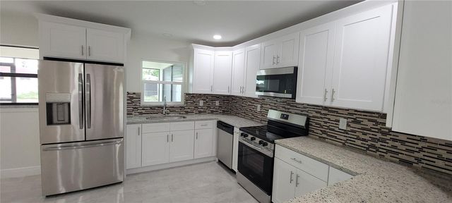 2804 4TH STREET E, Bradenton, FL 34208