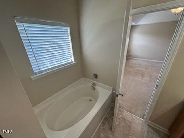 730 Willow Bay Drive, Fuquay Varina, NC 27526