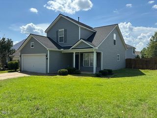 730 Willow Bay Drive, Fuquay Varina, NC 27526