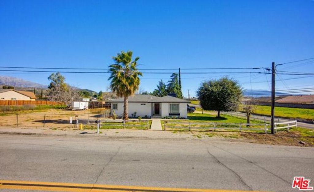 10982 Cherry Avenue, Cherry Valley, CA 92223