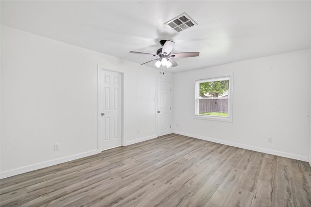 5822 Reamer Street, Houston, TX 77074