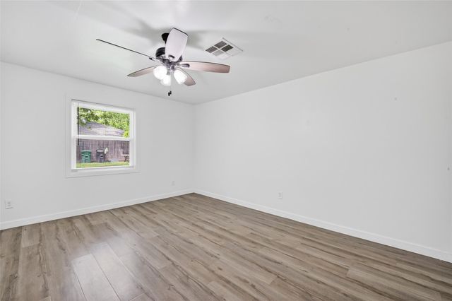 5822 Reamer Street, Houston, TX 77074