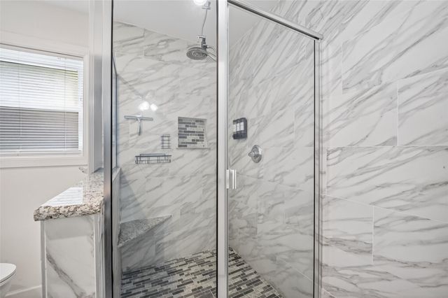 5822 Reamer Street, Houston, TX 77074