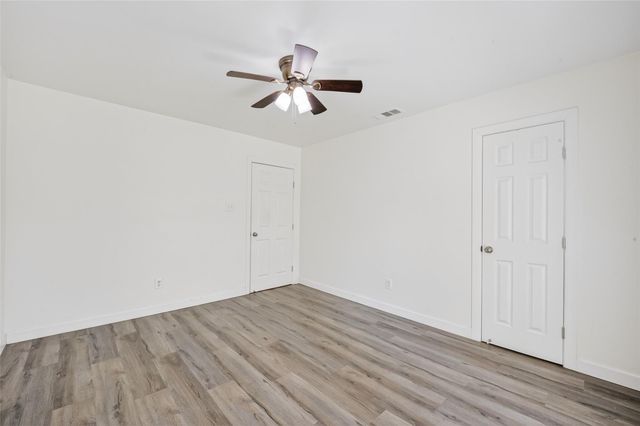 5822 Reamer Street, Houston, TX 77074