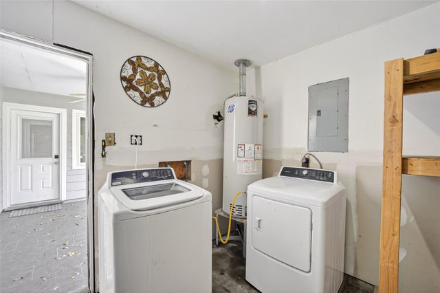 5822 Reamer Street, Houston, TX 77074