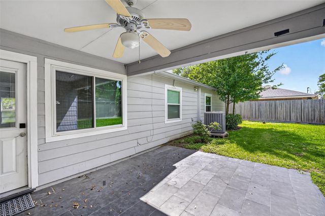 5822 Reamer Street, Houston, TX 77074