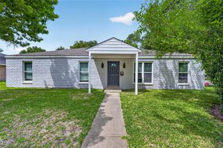 5822 Reamer Street, Houston, TX 77074