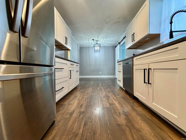 766 Rocky Creek East, Bedford, IN 47421