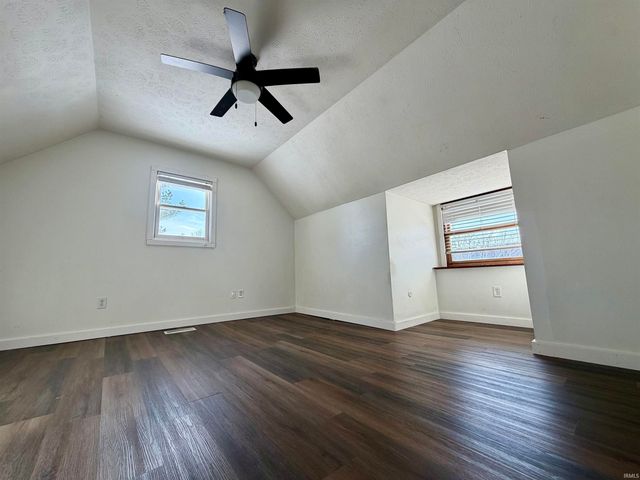 766 Rocky Creek East, Bedford, IN 47421