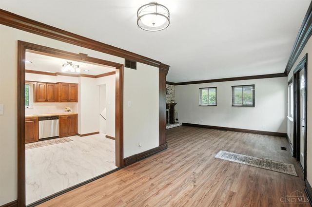 2000 Neeb Road, Green Twp, OH 45233