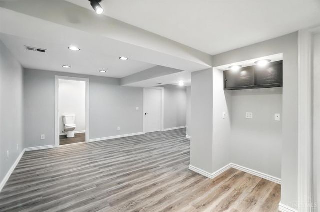 2000 Neeb Road, Green Twp, OH 45233