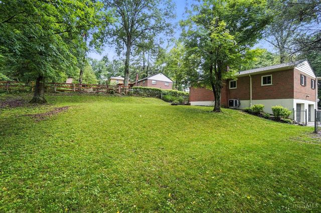 2000 Neeb Road, Green Twp, OH 45233